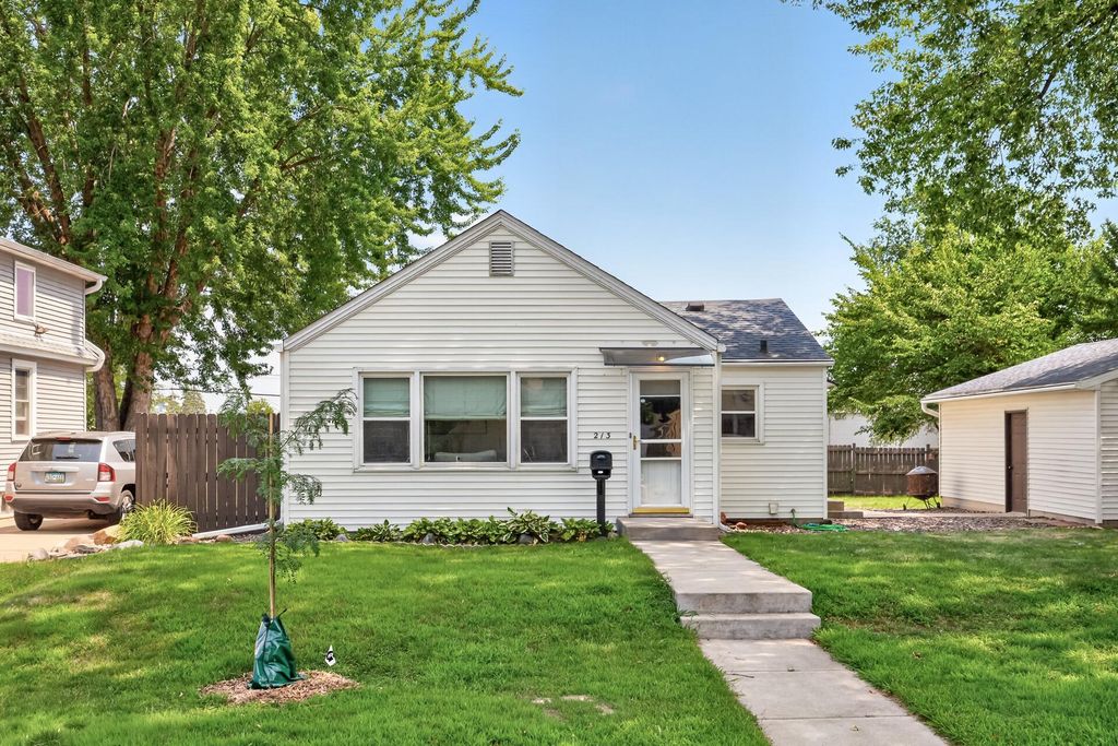 213 14th Avenue S, South Saint Paul, MN 55075 — exterior