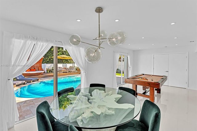 5005 Johnson St, Hollywood, FL 33021