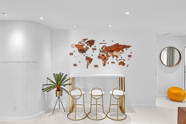 5005 Johnson St, Hollywood, FL 33021