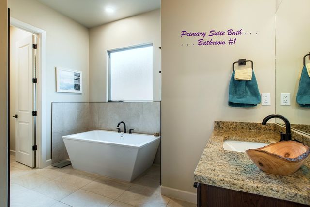 7742 Majesty Court NW, Albuquerque, NM 87107