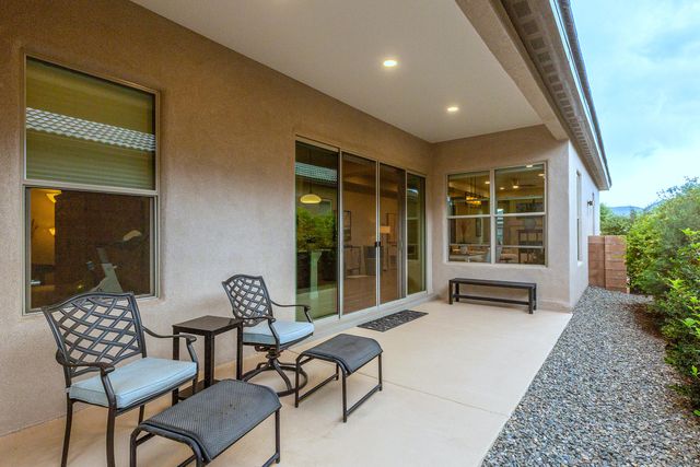 7742 Majesty Court NW, Albuquerque, NM 87107