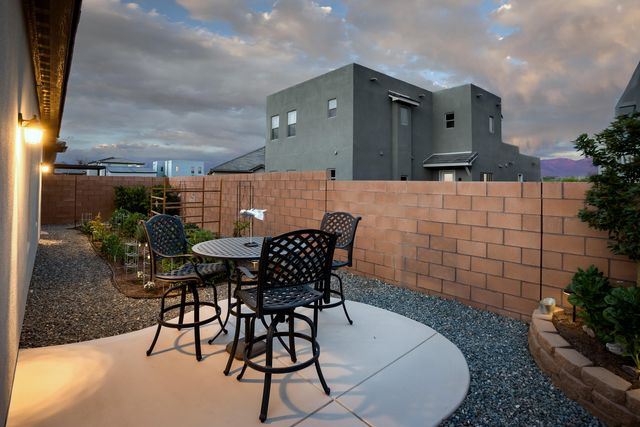 7742 Majesty Court NW, Albuquerque, NM 87107