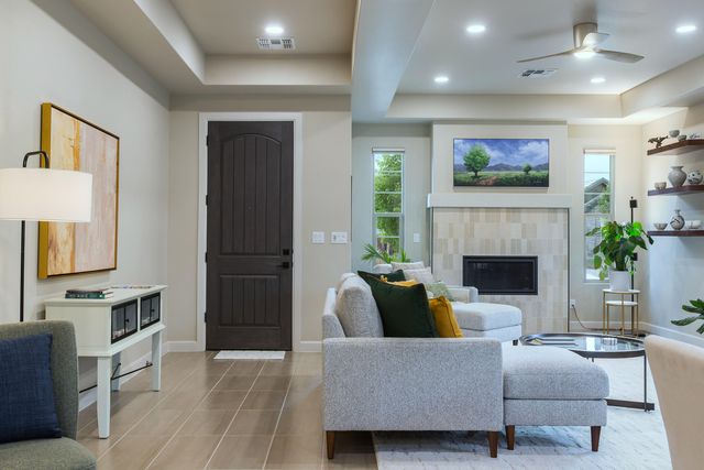 7742 Majesty Court NW, Albuquerque, NM 87107