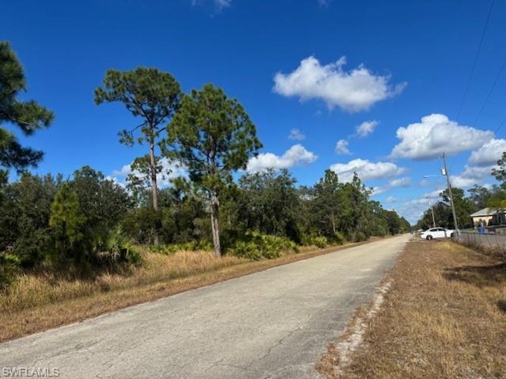611 Highland AVE, LEHIGH ACRES, FL 33972 — photo 3