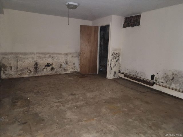 3237 Rawlins Avenue, Bronx, NY 10465