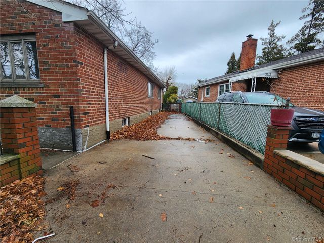 3237 Rawlins Avenue, Bronx, NY 10465