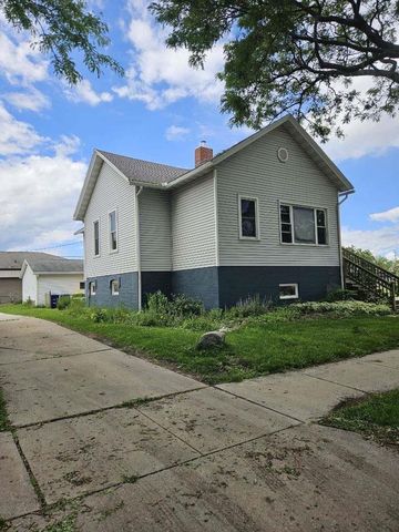 400 S MADISON STREET, Green Bay, WI 54301