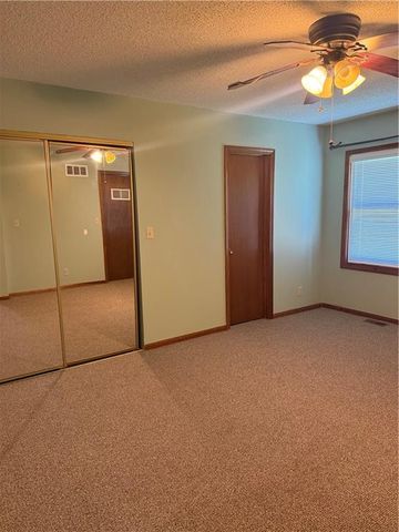 510 Shawn Crest Lane, Richmond, MO 64085