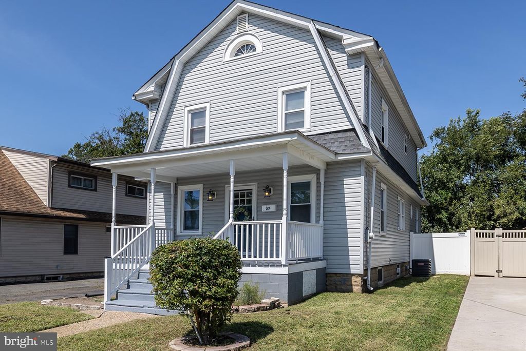 27 APPLE AVE, BELLMAWR, NJ 08031 — exterior