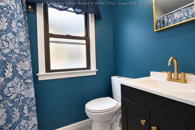 4726 Washington Avenue Se, Charleston, WV 25304