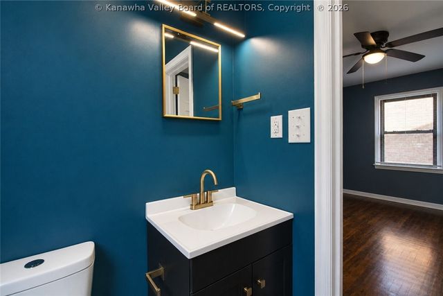 4726 Washington Avenue Se, Charleston, WV 25304