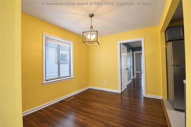 4726 Washington Avenue Se, Charleston, WV 25304