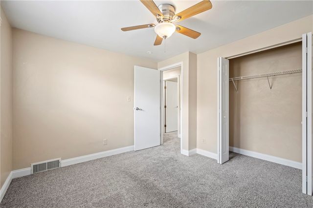 3033 Universal Rd, Penn Hills, PA 15235