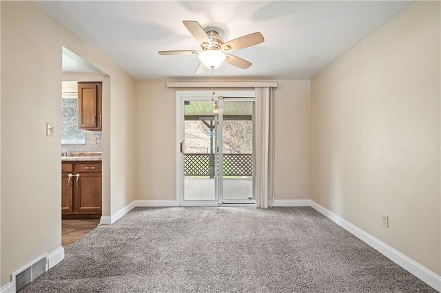 3033 Universal Rd, Penn Hills, PA 15235