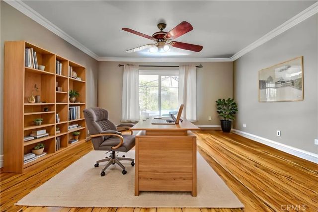 2401 E Avalon, Santa Ana, CA 92705