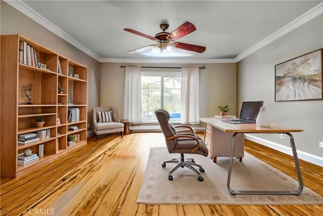 2401 E Avalon, Santa Ana, CA 92705