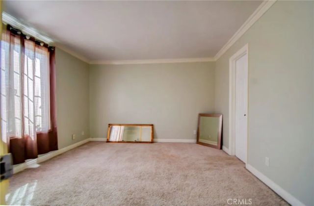 2401 E Avalon, Santa Ana, CA 92705