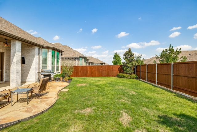 1412 Eclipse Road, Aubrey, TX 76227