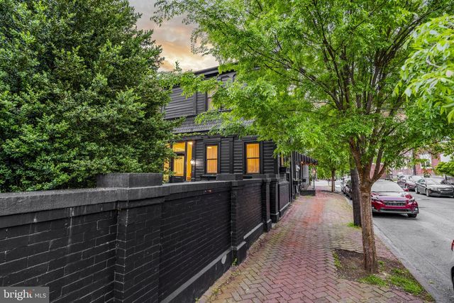 449 W WALNUT ST, Lancaster, PA 17603