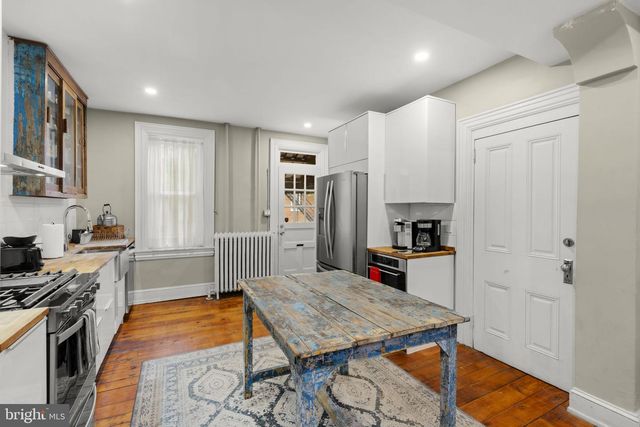 449 W WALNUT ST, Lancaster, PA 17603