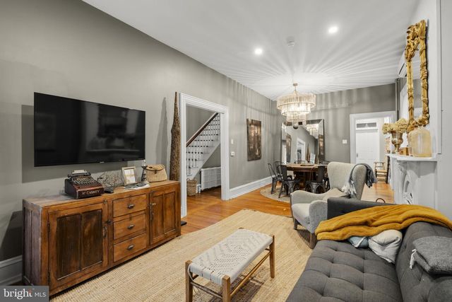 449 W WALNUT ST, Lancaster, PA 17603