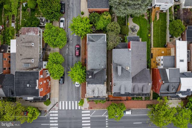 449 W WALNUT ST, Lancaster, PA 17603