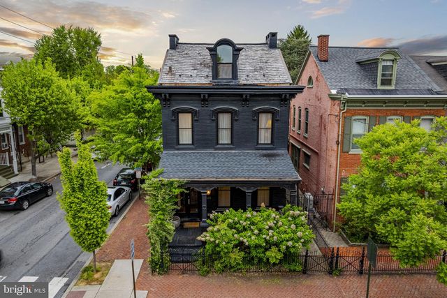 449 W WALNUT ST, Lancaster, PA 17603