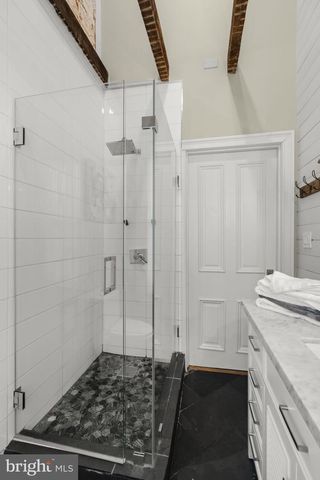 449 W WALNUT ST, Lancaster, PA 17603
