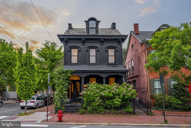 449 W WALNUT ST, Lancaster, PA 17603