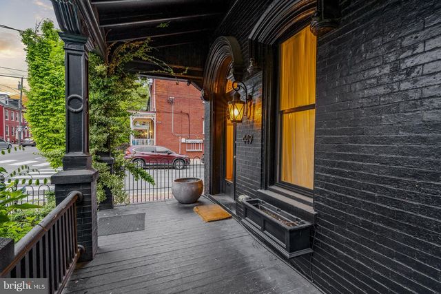 449 W WALNUT ST, Lancaster, PA 17603