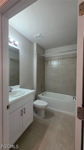 1437 NW 31st PL, Cape Coral, FL 33993