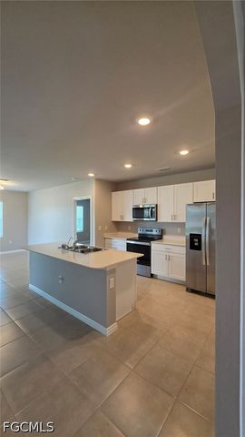 1437 NW 31st PL, Cape Coral, FL 33993