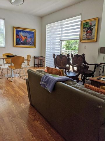 8930 W Flagler Street 201, Miami, FL 33174