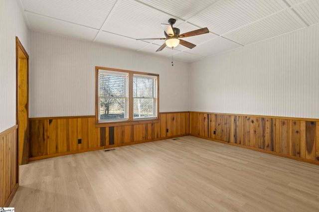 10025 Augusta Road, Pelzer, SC 29669