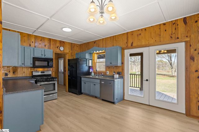 10025 Augusta Road, Pelzer, SC 29669