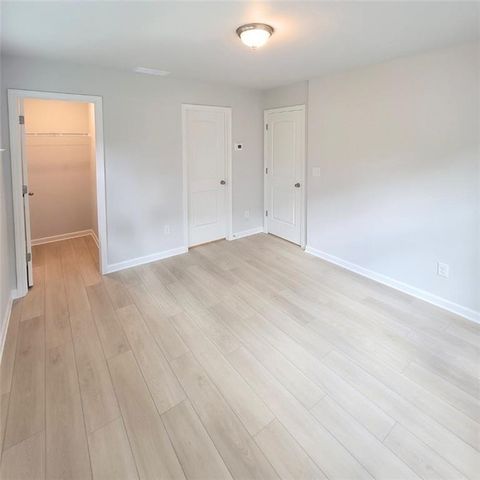112 Werner Brook Way SW, Atlanta, GA 30354