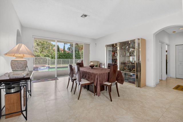 7106 Taylorwood Drive, Lake Worth, FL 33467