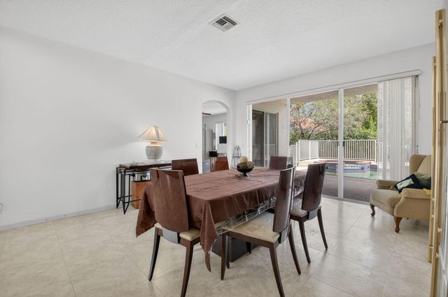 7106 Taylorwood Drive, Lake Worth, FL 33467