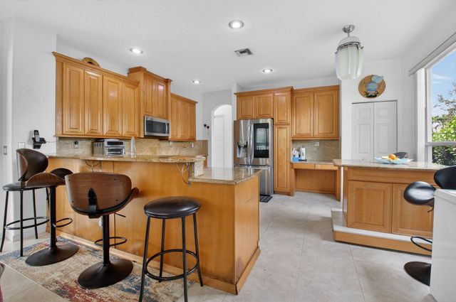 7106 Taylorwood Drive, Lake Worth, FL 33467