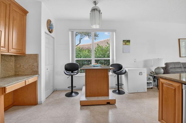 7106 Taylorwood Drive, Lake Worth, FL 33467