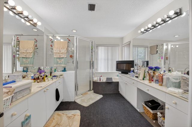 7106 Taylorwood Drive, Lake Worth, FL 33467