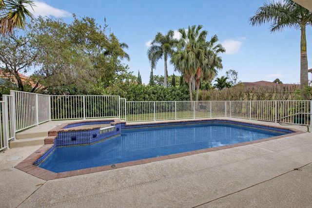 7106 Taylorwood Drive, Lake Worth, FL 33467