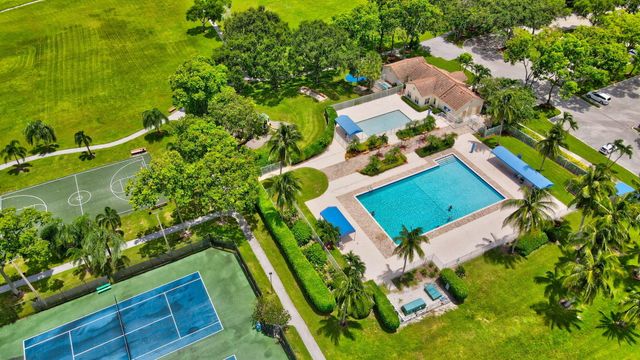 7106 Taylorwood Drive, Lake Worth, FL 33467