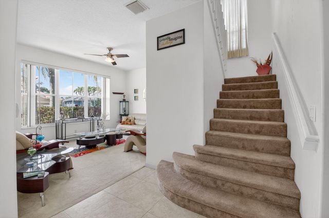 7106 Taylorwood Drive, Lake Worth, FL 33467