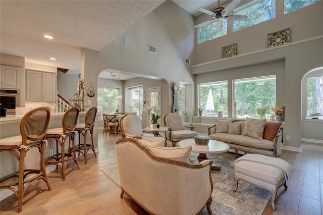 8792 Sunset Heights Lane, Conroe, TX 77302