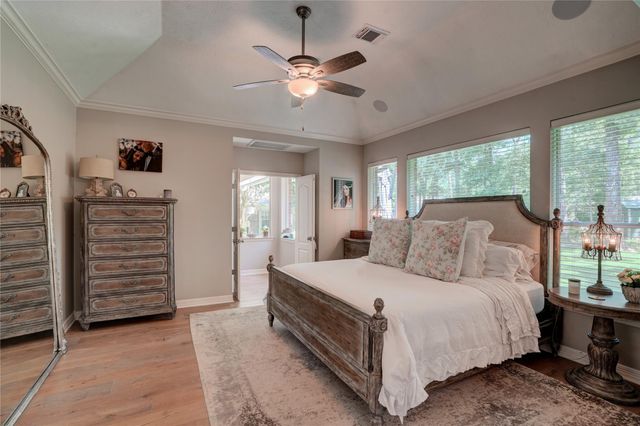 8792 Sunset Heights Lane, Conroe, TX 77302