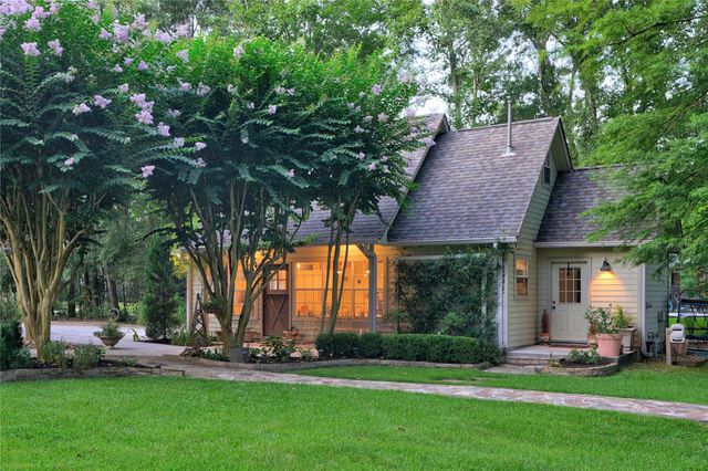 8792 Sunset Heights Lane, Conroe, TX 77302