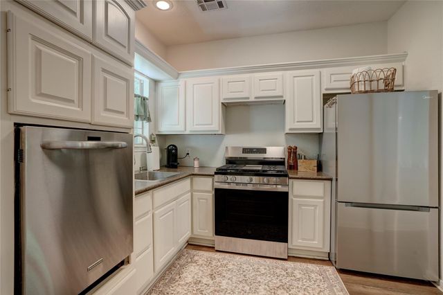 8792 Sunset Heights Lane, Conroe, TX 77302