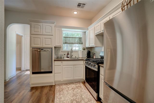 8792 Sunset Heights Lane, Conroe, TX 77302