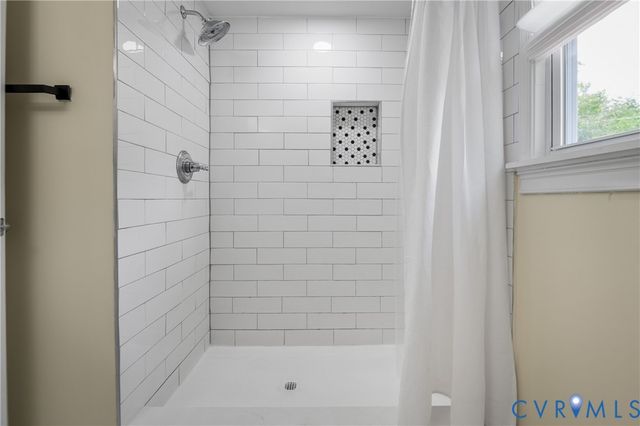 104 E 31st St, Richmond, VA 23224